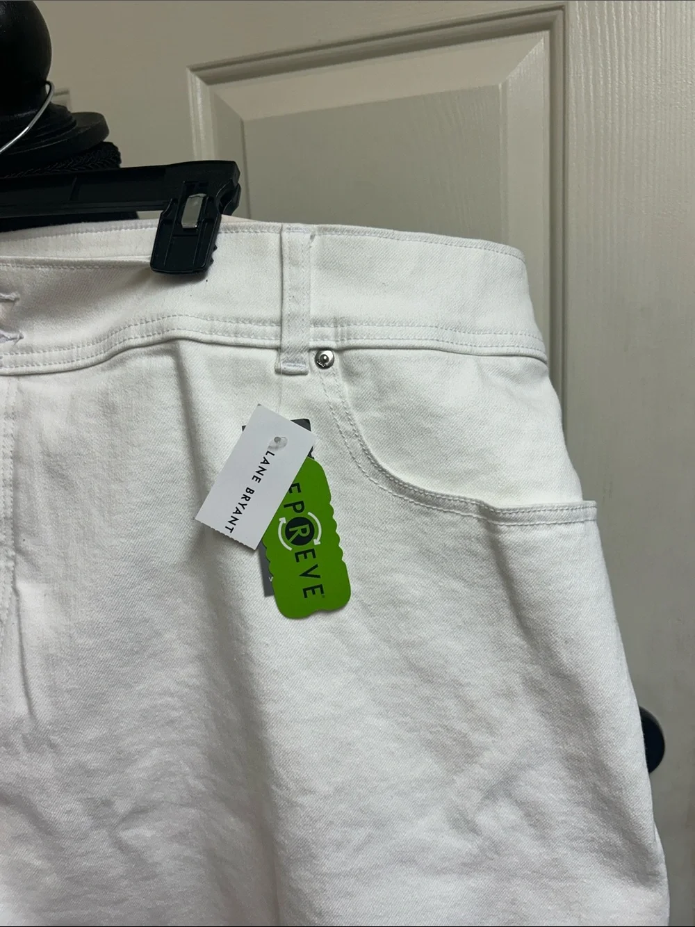 Lane Bryant plus-size white denim bermuda shorts, Size 38/40, New with tags